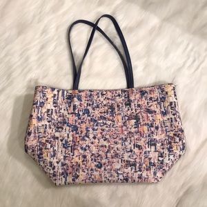Danielle Nicole Tote